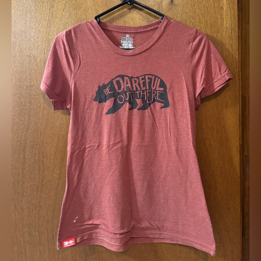 Meridian line graphic T-shirt size M